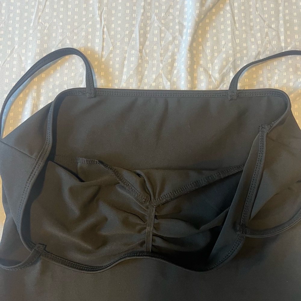 Black Ruched Spaghetti Strap Top - Picture 2 of 2